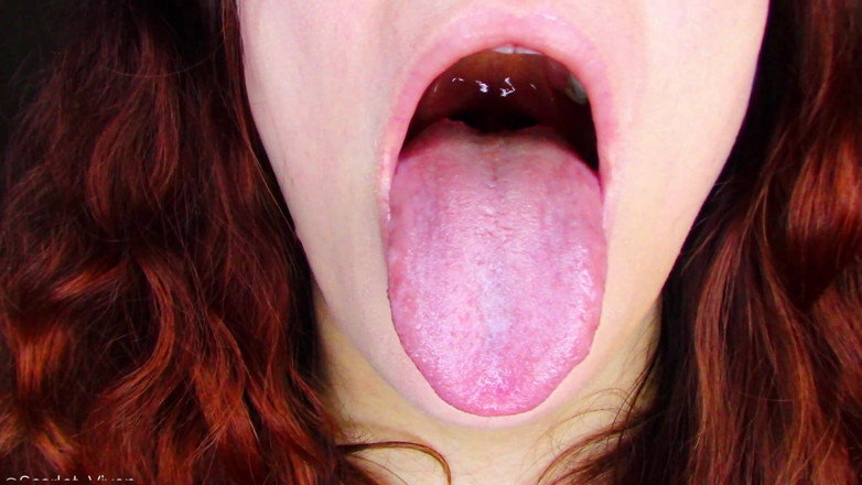 Scarlet Vixen: Show s horkým jazykem a mokré lízání