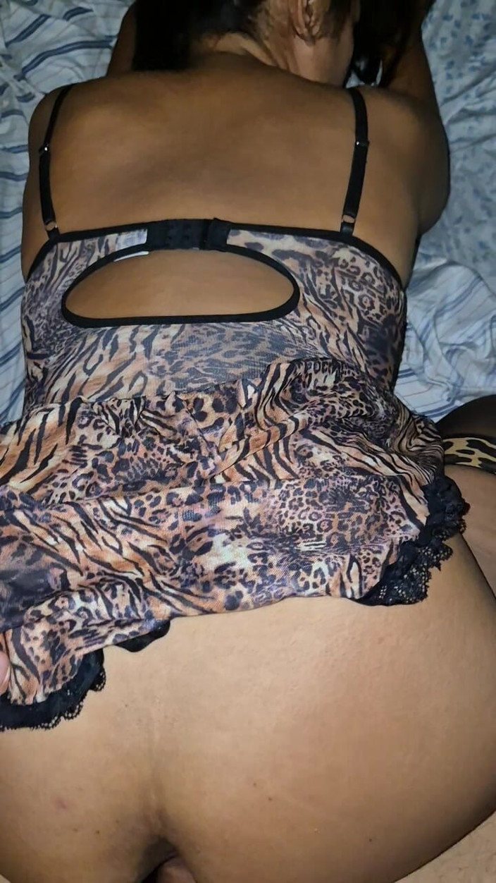 RealAmateuur: Après une soirée costumée, un inconnu m’a vu avec ma...