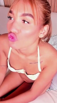 Licking My Girlfriend 'til She Can't Take It Anymore