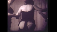 Vintage Megastore Full hd: Pemukulan lesbian