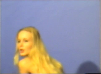 Flash Model Amateurs: Chair dancing by lovely blonde