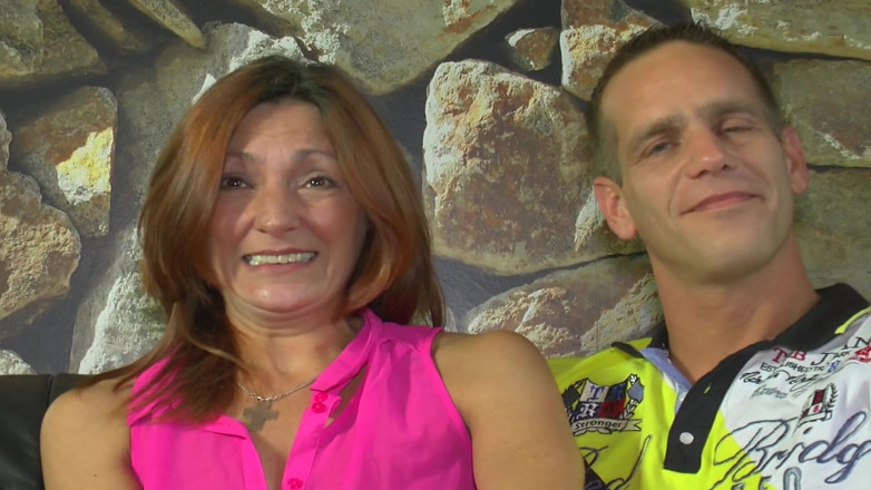 German Homemade: Hot German MILF fucked by two horny dudes