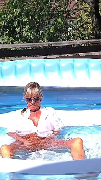 Dirtymilftina Fuck Me in the Pool
