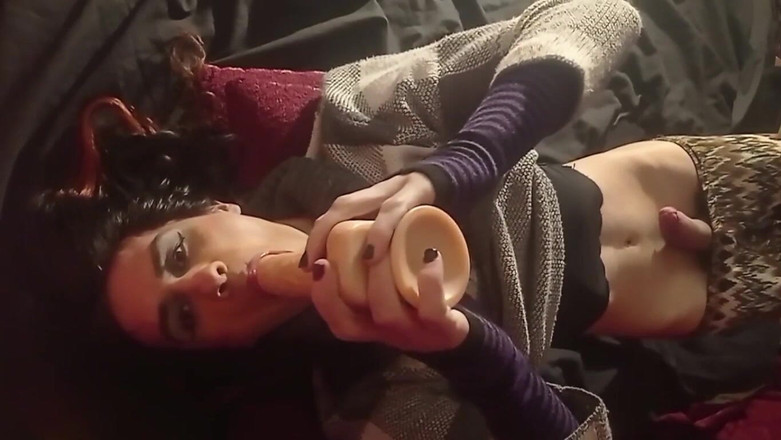 DiiVampy: ディープスロート私の最大のディルド