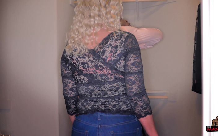 The Mandingo Club: Blonde Cougar Gets Her Fat Ass Clapped by Ripped BBC...