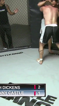 Nadržený hřebec šuká hnědovlasou kočičku s velkými přírodními kozami