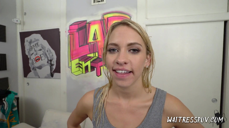 Waitress POV: Serveerster pov - Khloe Kapri