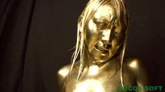 Cocoa Soft: Cuelga pintura de oro sobre tu cabeza