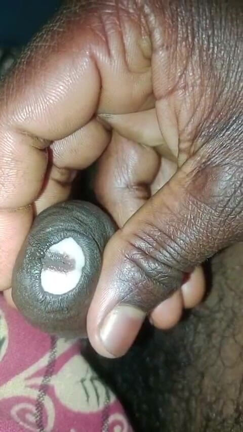 Sexy rekha: The Village Boy Feeds His with His Hand and Cums...