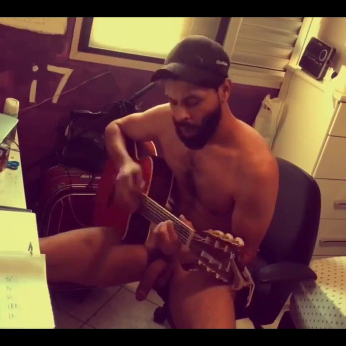 i7Bernard: Guitare n° 03, double vitesse