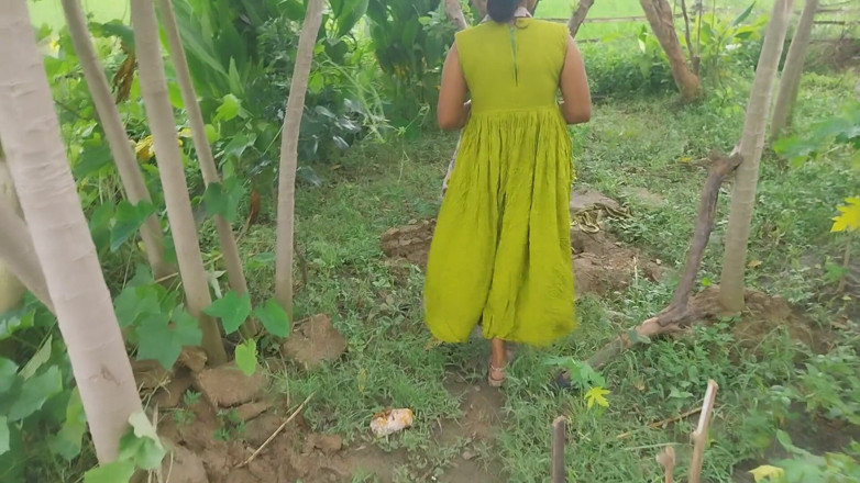 Pooja raniji: Indian Forest Garden Nearby My House Garden Out Side Hot...