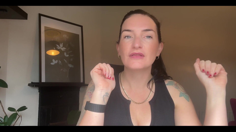 Adreena Winters: E aproape Locktober. Ceea ce înseamnă că pula ta va fi...