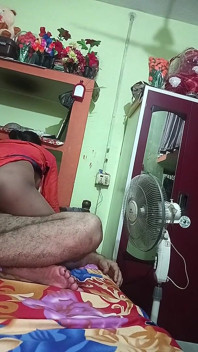 Pooja Bhabhi krowa pozycja seks
