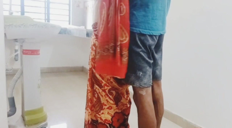Teensex: Desi Hot Bhabi Sex Satisfaction Story in Kitchen Room