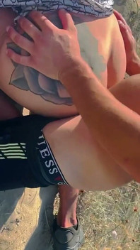 Poszedłem na plażę dla nudystów i wróciłem włamany przez nieznajomego