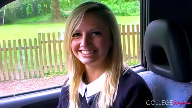 College Uniform: Entrevista toma 2 con Milly Hedgland