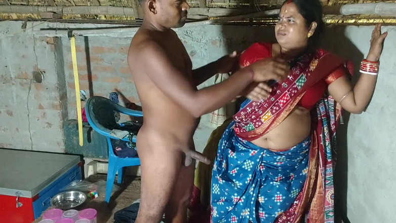 Raju Raju: The Brother-in-law Fucked the Neighbour Bhabhi After Stripping Her Naked