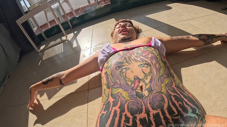 Yourfavecumslut: İşemeye aç sürtük sert sikiliyor