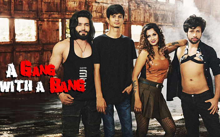 Cine Flix Media: Горячий и дикий гэнгбэнг-секс индийской порнозвезды дези Starsudipa с настоящими камшотом на лицо