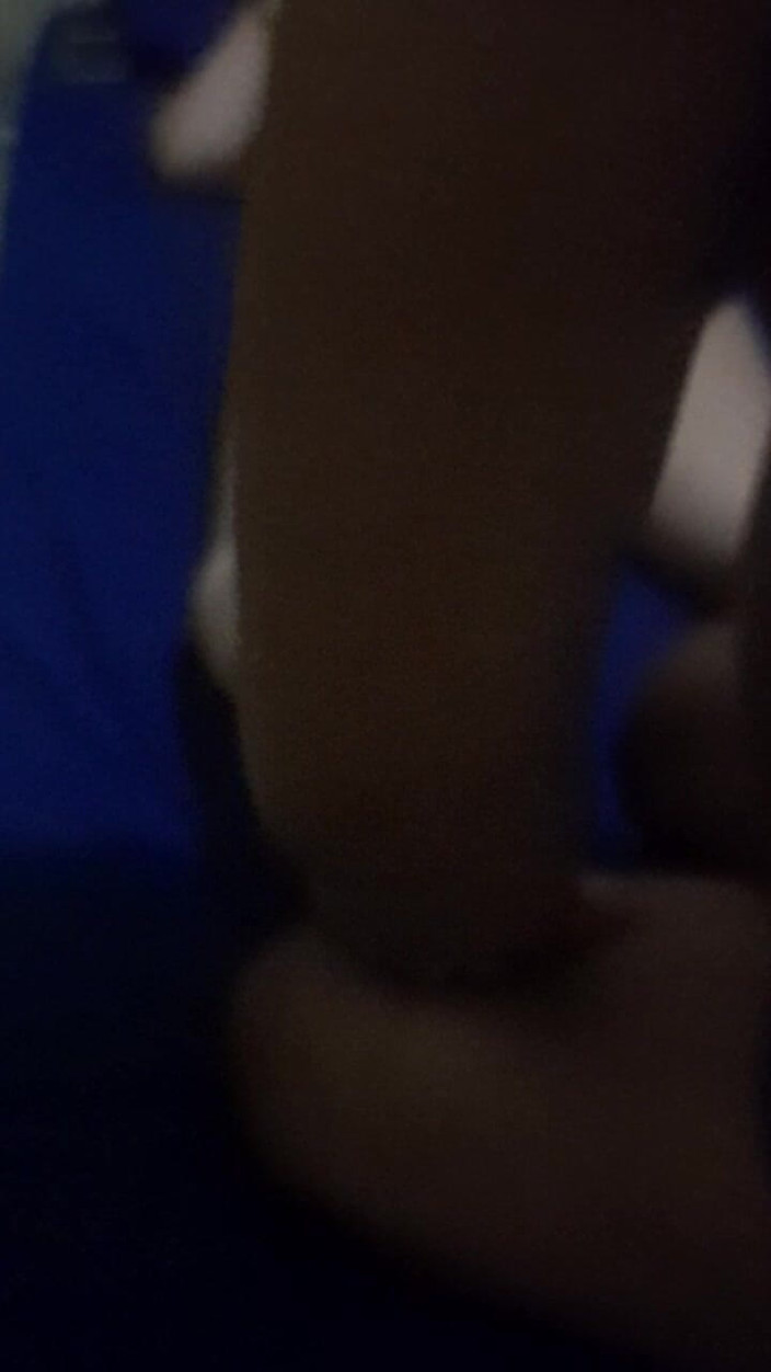 Angelina Pop: Trong khi xoa bóp đít dì, tôi đưa con cu của tôi...