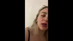 Queen_of_BDSM: Внутри мусорного бака!