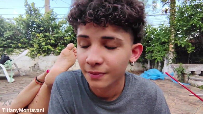 Tiffany Montavani: La matrigna è stata intrappolata con due mani nel culo fisting