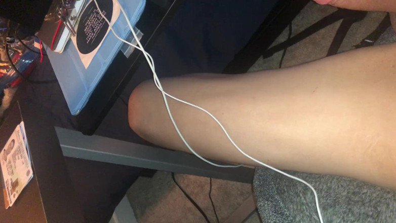 RiceQueenTopBoy: Terpaksa melancap zakar keras saya, sambil menyiarkan video lain diri...