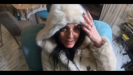 MilfyCalla: Milfycalla- Face Fuck While Wearing White Fur Coat and Ugg...