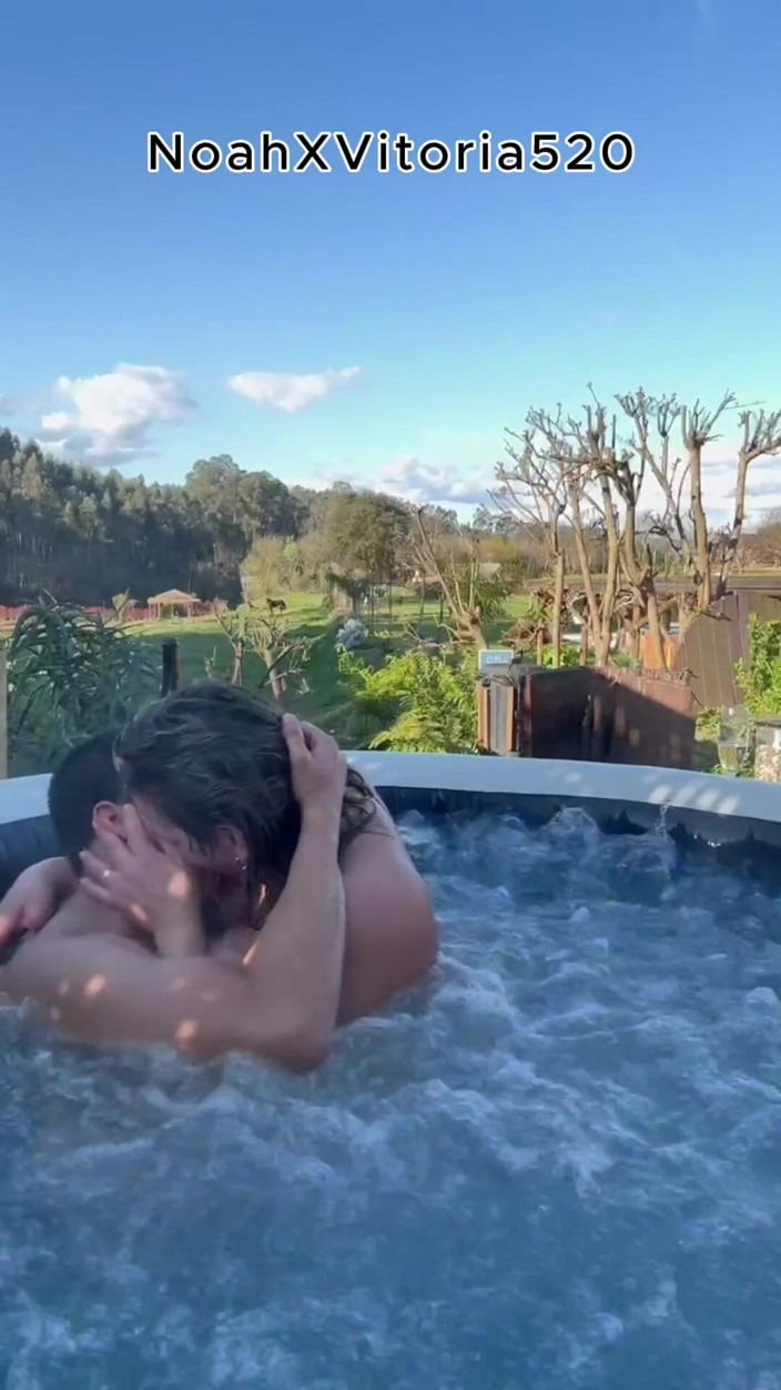 Vitoria Coronado: Outdoor Sex with a Hot Blonde MILF in a Hot...