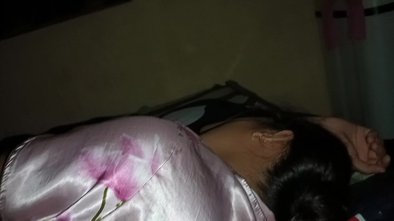 sashaa: Šukání zadku krásné Bhabhi