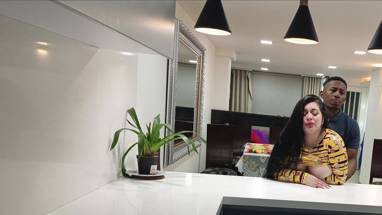 Rioc69: Me Follo a La Esposa De Mi Mejor Amigo Mientras...