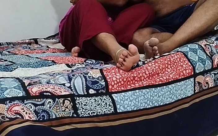 akashprimex790: Giovane culo grosso Desi bhabi