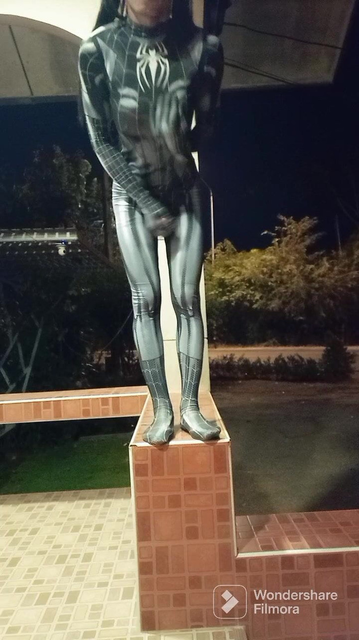 Menaiisd: Pavoučí žena