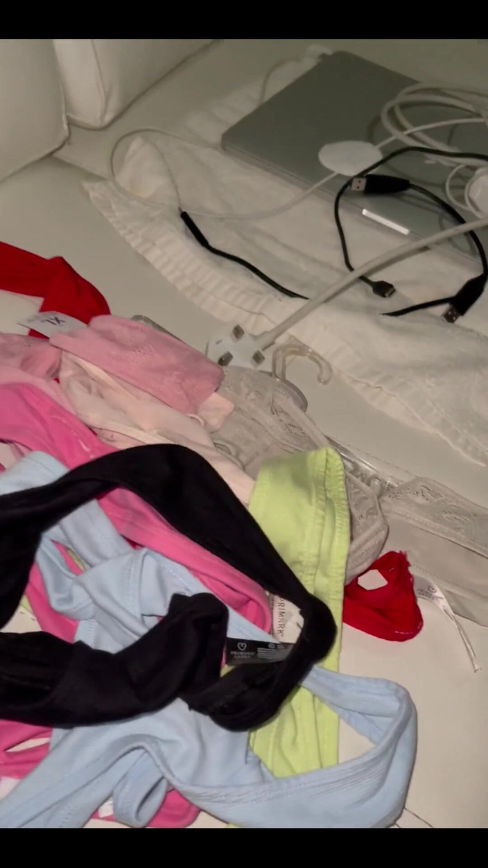 Anastasia Lux: Attention si vous voulez 1, envoyez-moi un pourboire et le nom /...