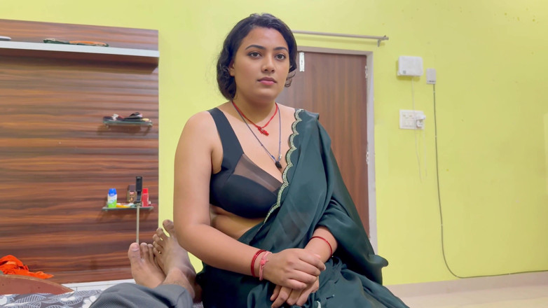 Hotty_ragini: Big Boobs Indian Maid Fucked by Big Dick Malik for...
