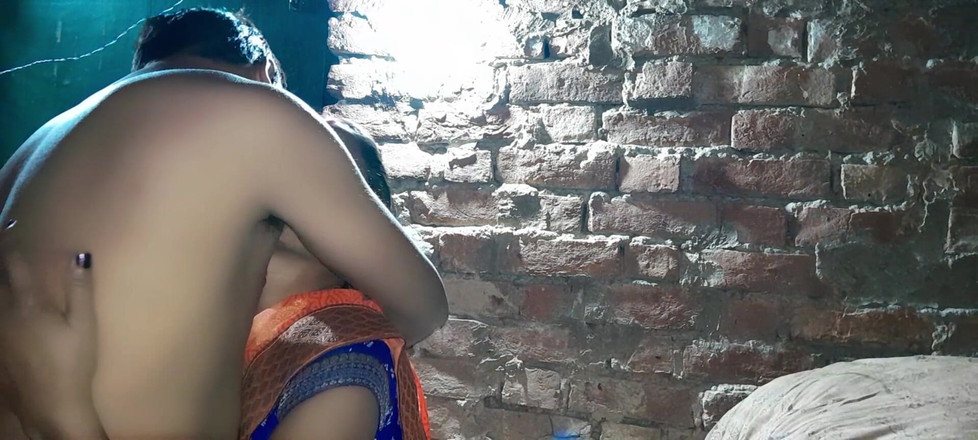 Renudbf: Ma belle-sœur vient de loin pour se faire baiser. J’ai...