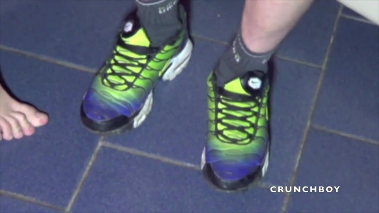 Crunch Boy: Con đĩ trẻ bị kevin đụ đít