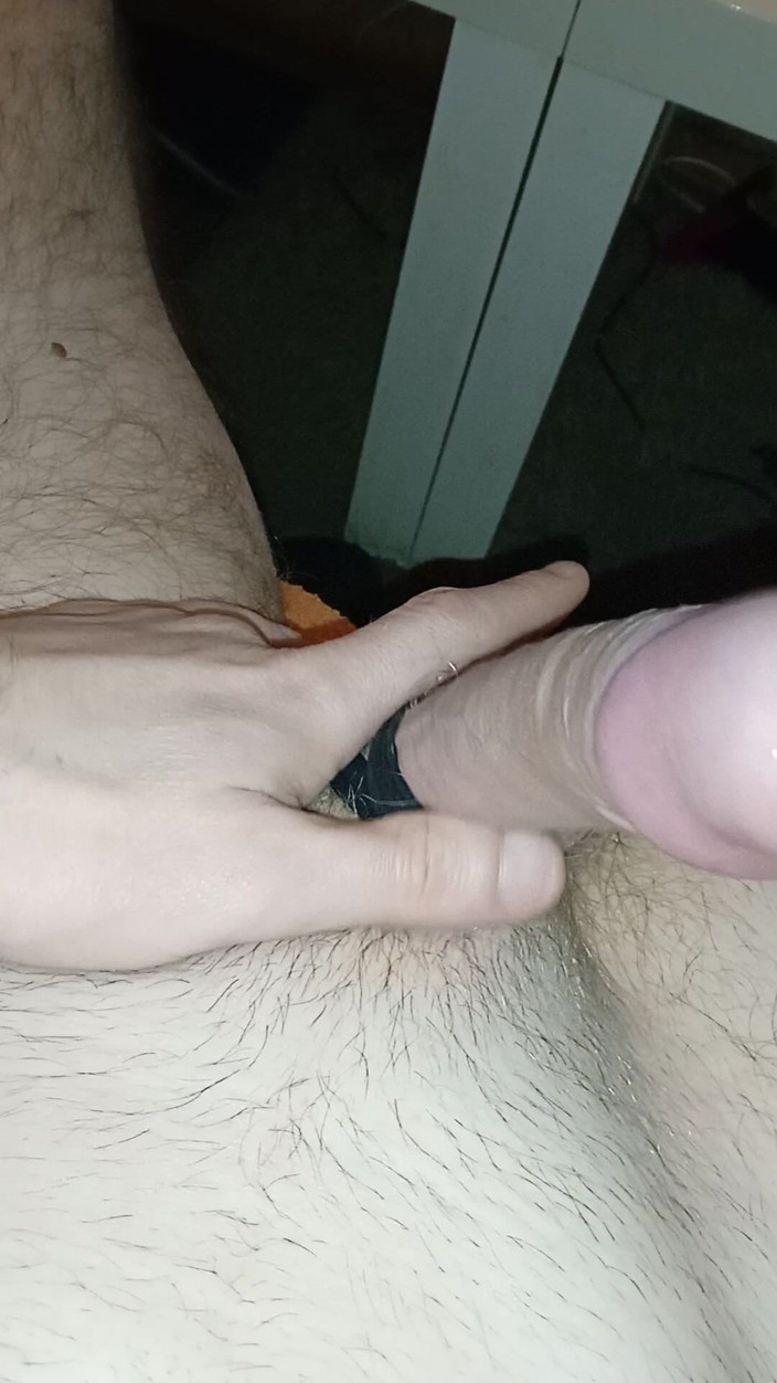 cut3p3tit3: 口头中风和 precum