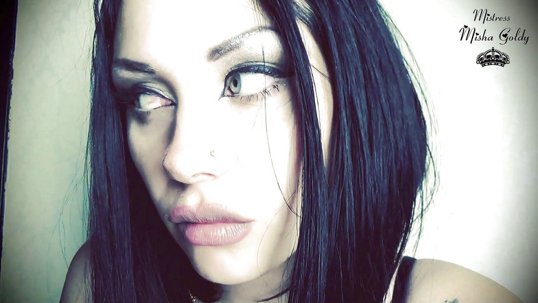 Goddess Misha Goldy: My Lips - 小さな人間にとって地獄への扉です!