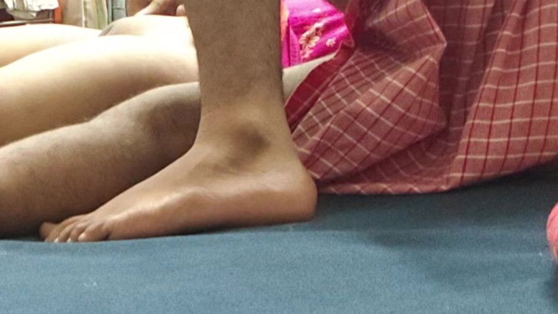 Busty Banuu: Bustybanuu เย็ดกับผัว