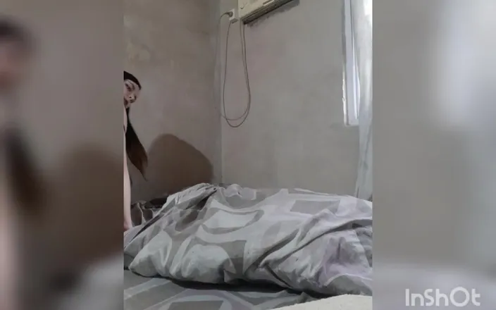 Chubby Sex Symbol: BBW Girl with Big Ass Riding Her Pillow