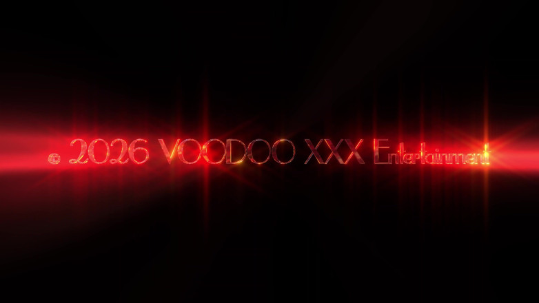 Voo Doo XXX: Wielki cyc Blonde MILF Marilyn Midas całuje się z dużą...