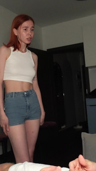 Nowicjusz. Pierwsze szorstkie porno z Chloe Star aka Elizabeth Reb. Martin Spell.