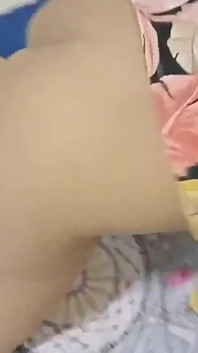 18-річна брюнетка з великими цицьками в готелі в Майамі, Сполучені Штати, Gluspet трахається з її бойфрендом з великим членом
