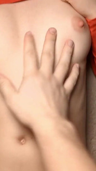 POV reiben und ficken die muschi eines mädchens mit einem großen cumshot am ende