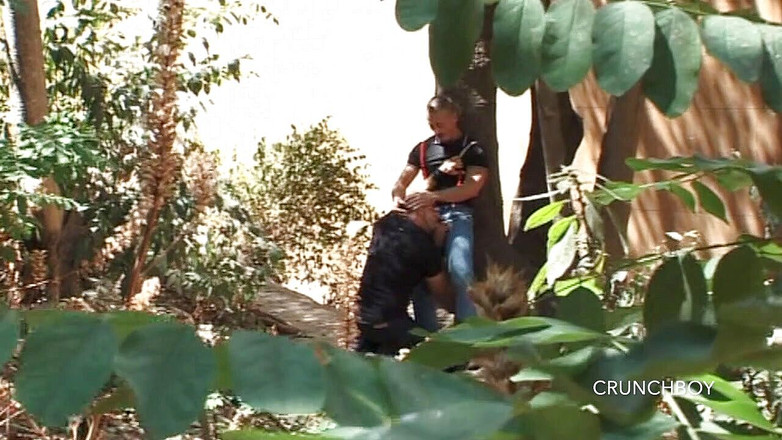 HARD PORN STUDIO: Sessione di fist con umiliazione della piscio