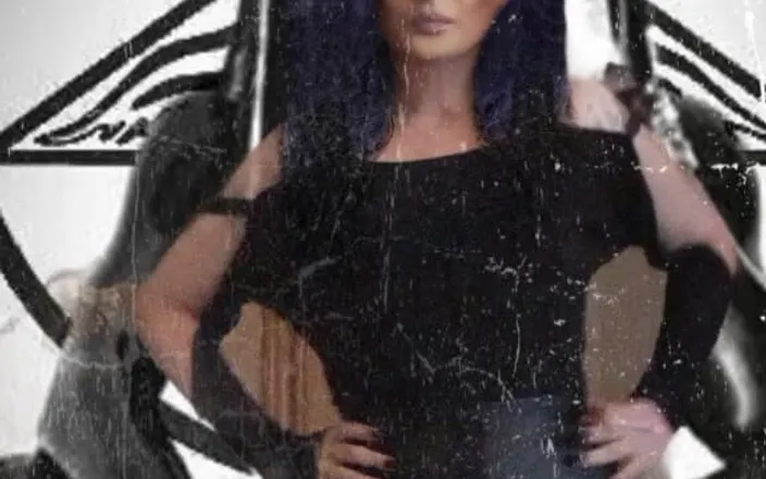 Dominatrix Redsonyja: Don't Mess with Stepmom, I'm Putting a Spell on You...