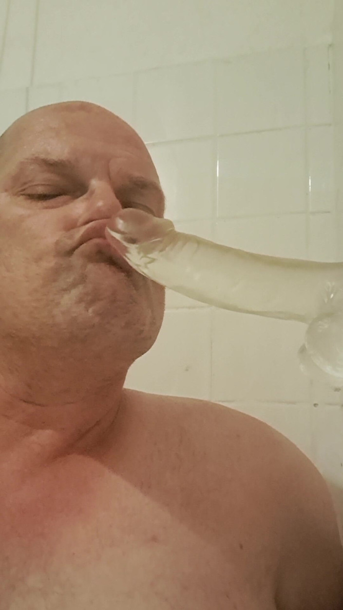 Fickspecht: La Troia È Chiaramente Dipendente Dal Succhiare Dildo