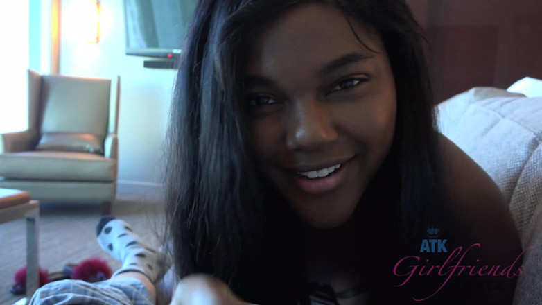 ATK Fans (Girlfriends): Virtual vacation Las Vegas with Yara Skye 3/3