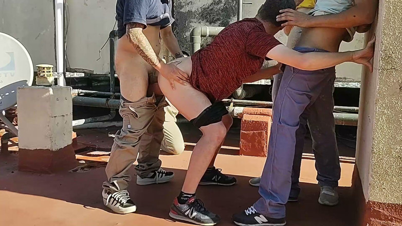 Porteros Hot: Four Doormen Fucking